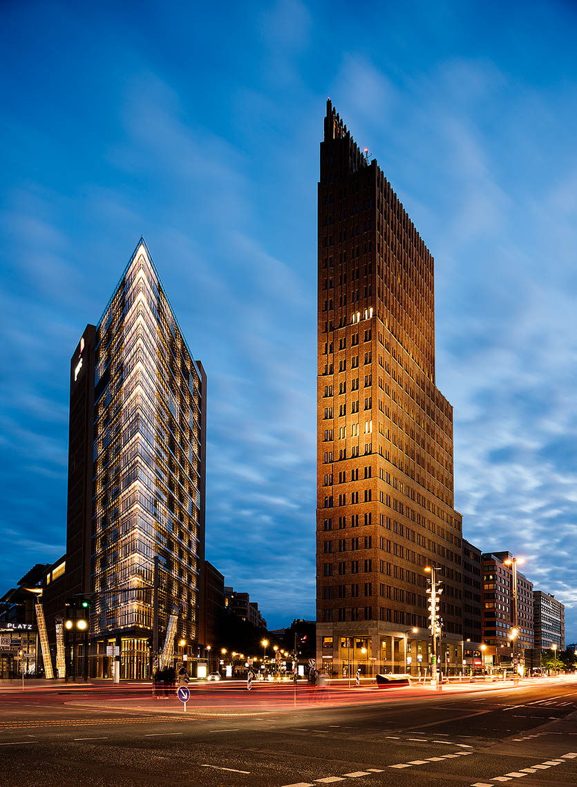 Debis-Tower-Kollhoff-Potsdamer-Platz-Berlin-Germany-Architecture-03n