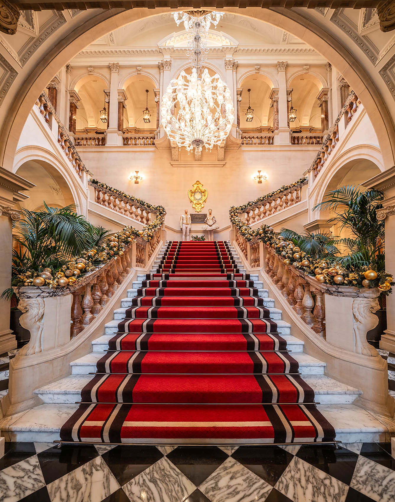 grand-staircase-of-luxury-raffles-hotel-in-central-london-interior ...