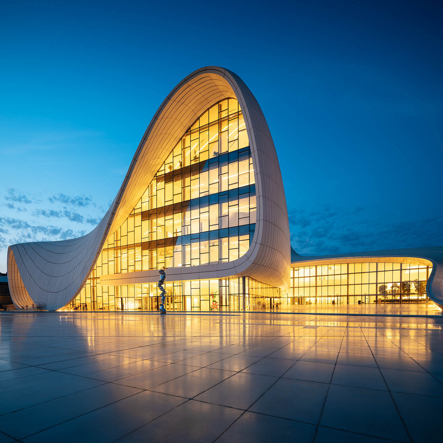 heydar-aliyev-building-zaha-hadid-baku-architecture-azerbaijan