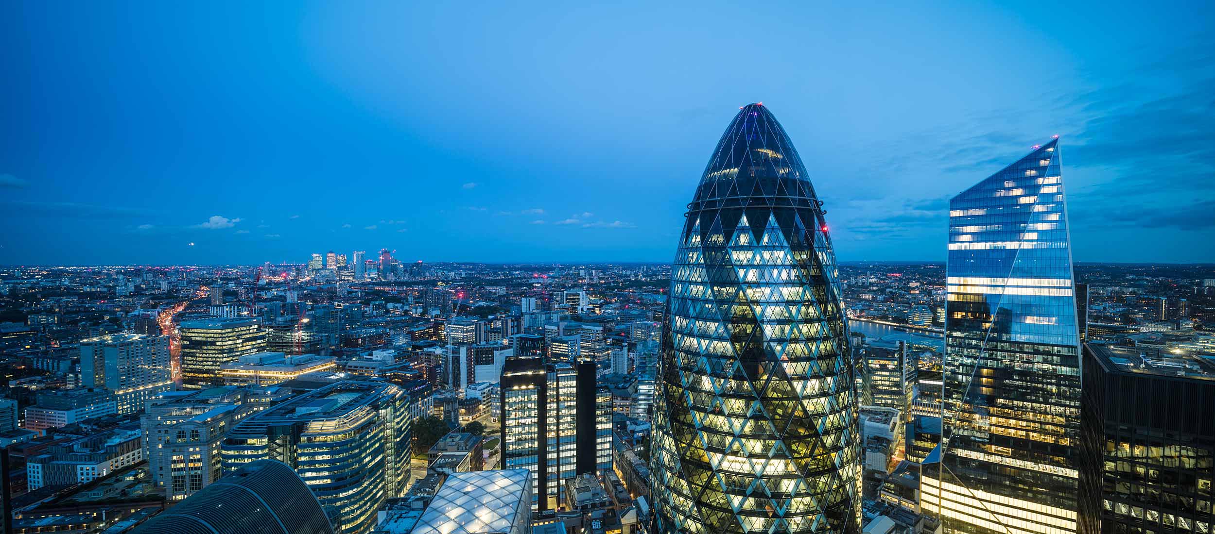 london-cityscape-night-gherkin-mary-axe-architecture-view